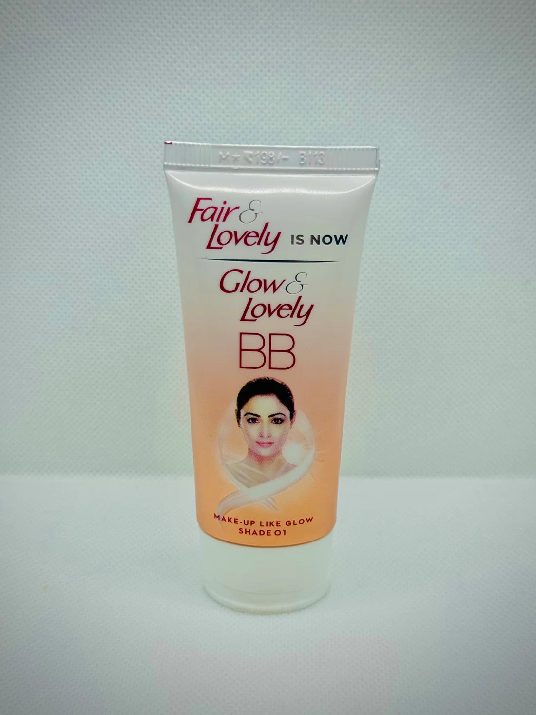 (pack of 12) Glow & Lovely / Fair & Lovely BB Cream + Multivitamin Cream 18g (random color)