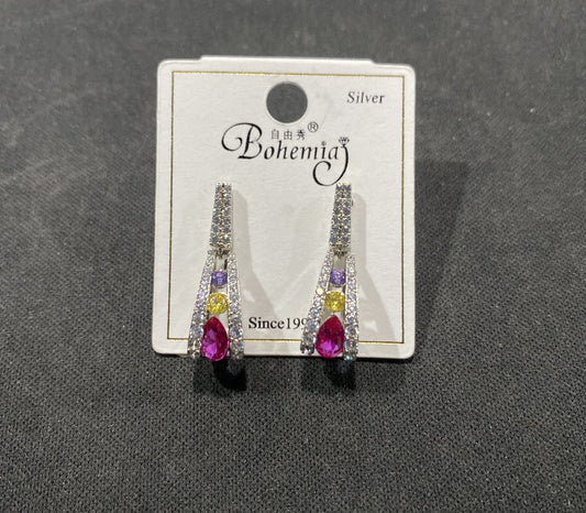 AR-ear-Red-550-004