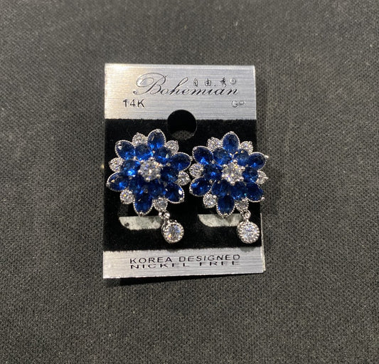 AR-ear-Blu-550-011