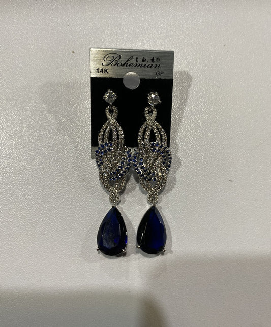 AR-ear-Blu-550-014
