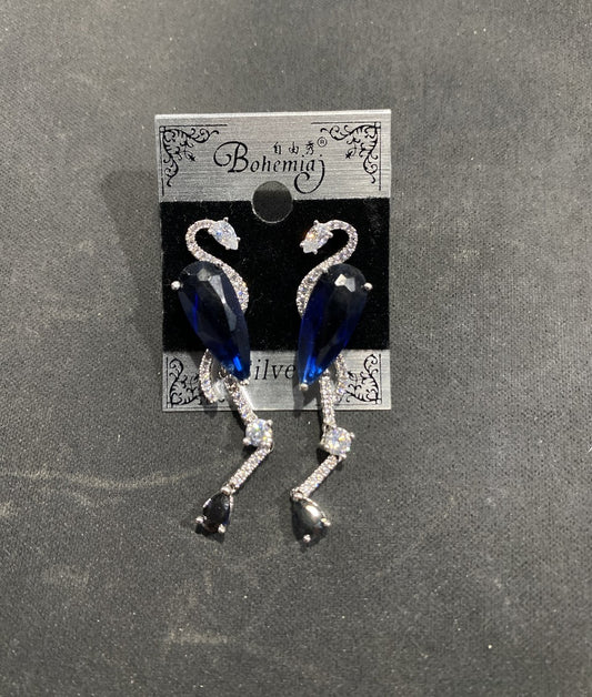AR-ear-Blu-550-019