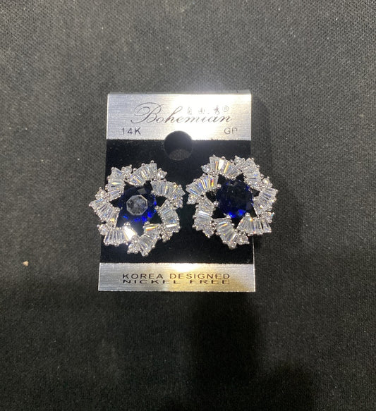 AR-ear-Blu-550-026