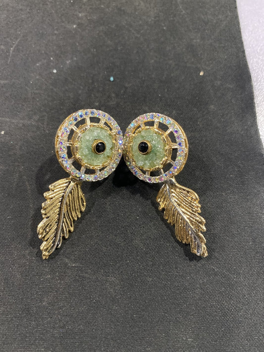MD-ear-pis-270-008