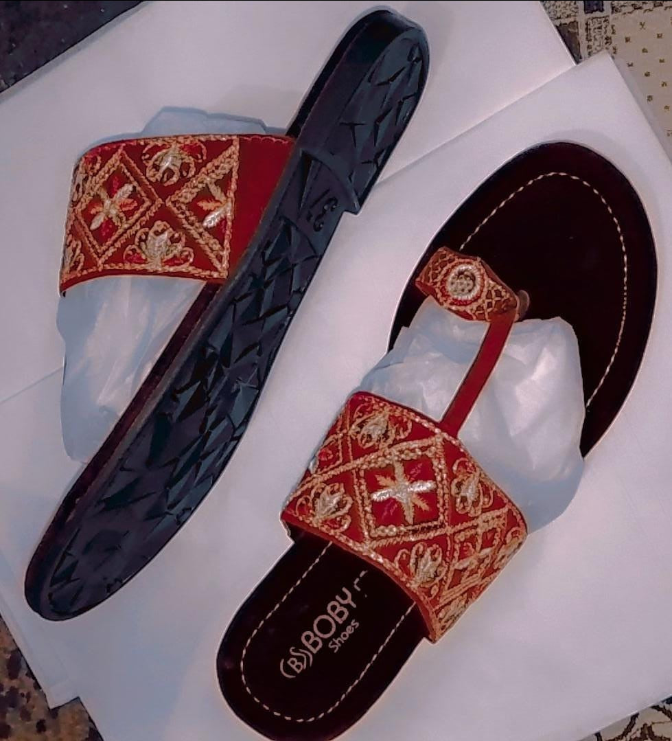 Kolhapuri Slipper Design No. 25-78 – Traditional Red &amp; Dark Maroon Handcrafted Footwear (With Box )