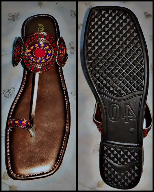 Kolhapuri Slipper Design No. 25-80 – Elegant Brown Handcrafted Footwear (With Box )